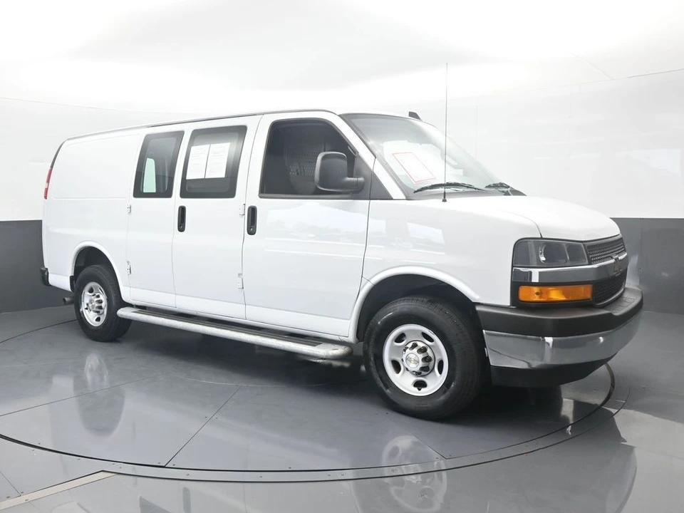 2024 Chevrolet Express - Image 8 of 12
