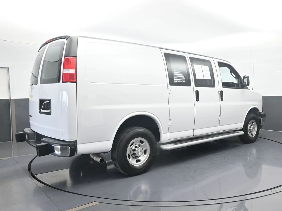 2024 Chevrolet Express - Image 6 of 12