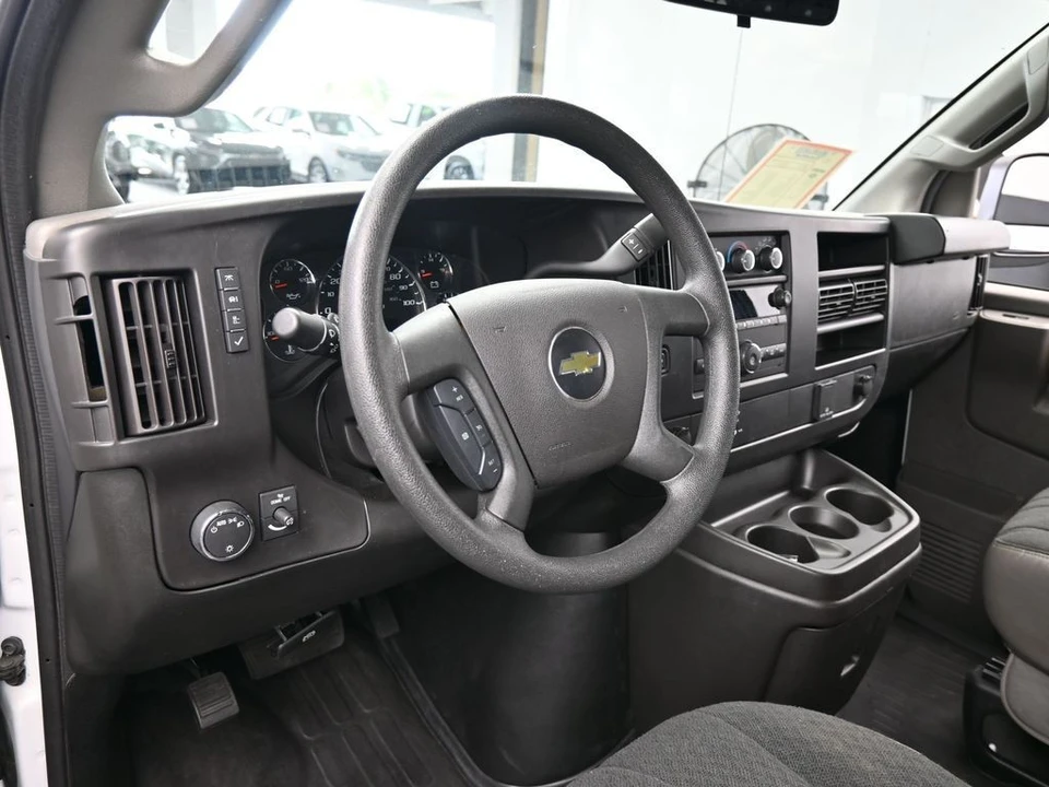 2024 Chevrolet Express - Image 10 of 12