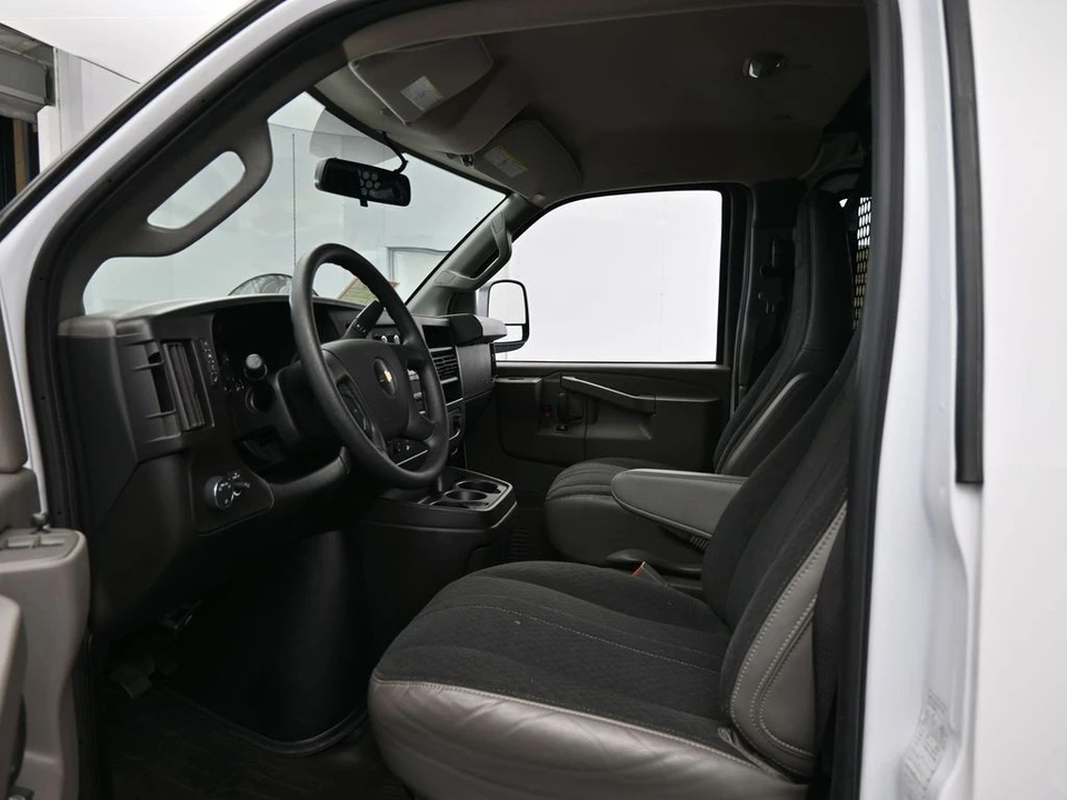 2024 Chevrolet Express - Image 11 of 12