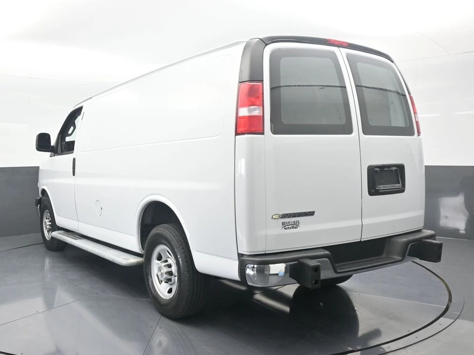 2024 Chevrolet Express - Image 4 of 12