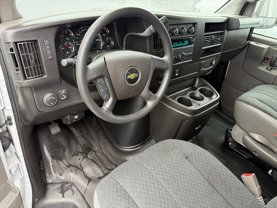 2024 Chevrolet Express - Image 11 of 12