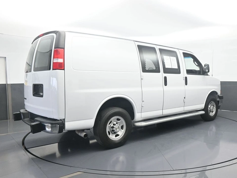 2024 Chevrolet Express - Image 6 of 12