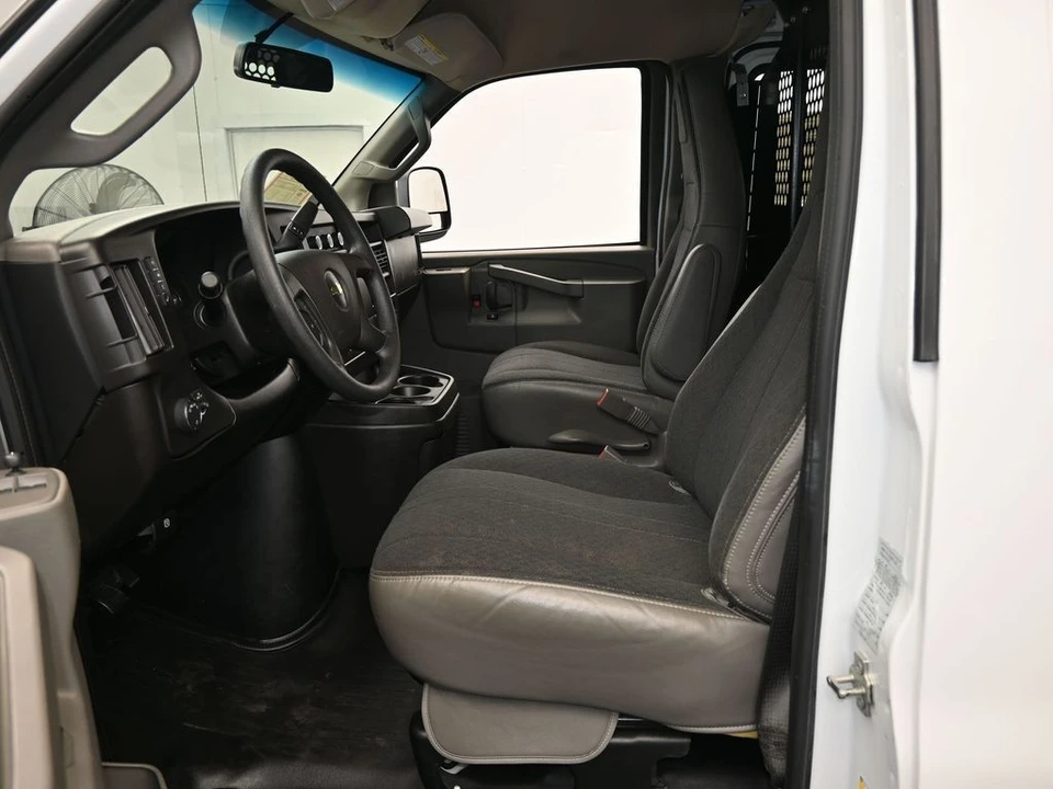 2024 Chevrolet Express - Image 11 of 12