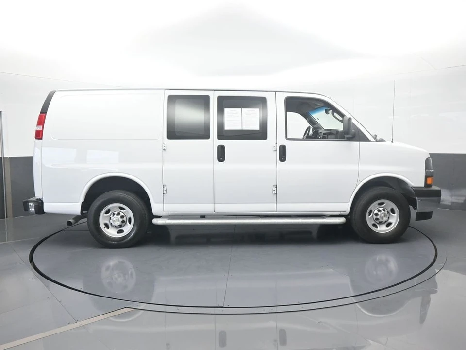 2024 Chevrolet Express - Image 7 of 12