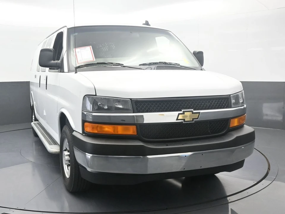 2024 Chevrolet Express - Image 9 of 12