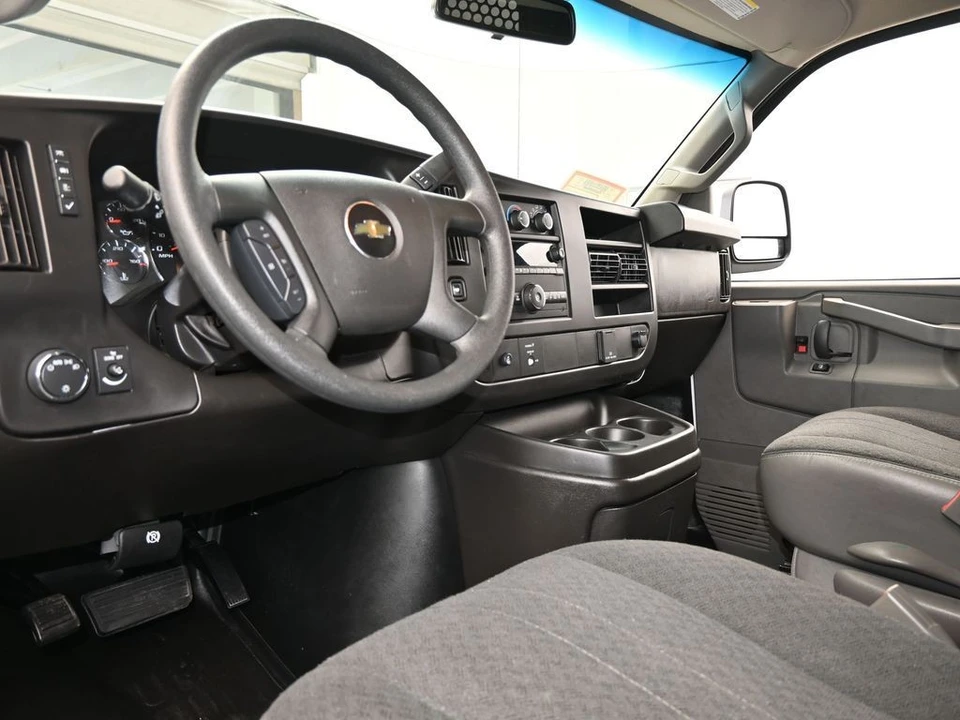 2024 Chevrolet Express - Image 12 of 12