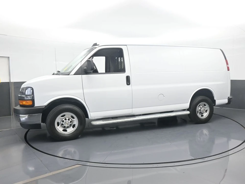 2024 Chevrolet Express - Image 2 of 12