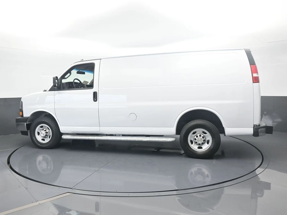 2024 Chevrolet Express - Image 3 of 12