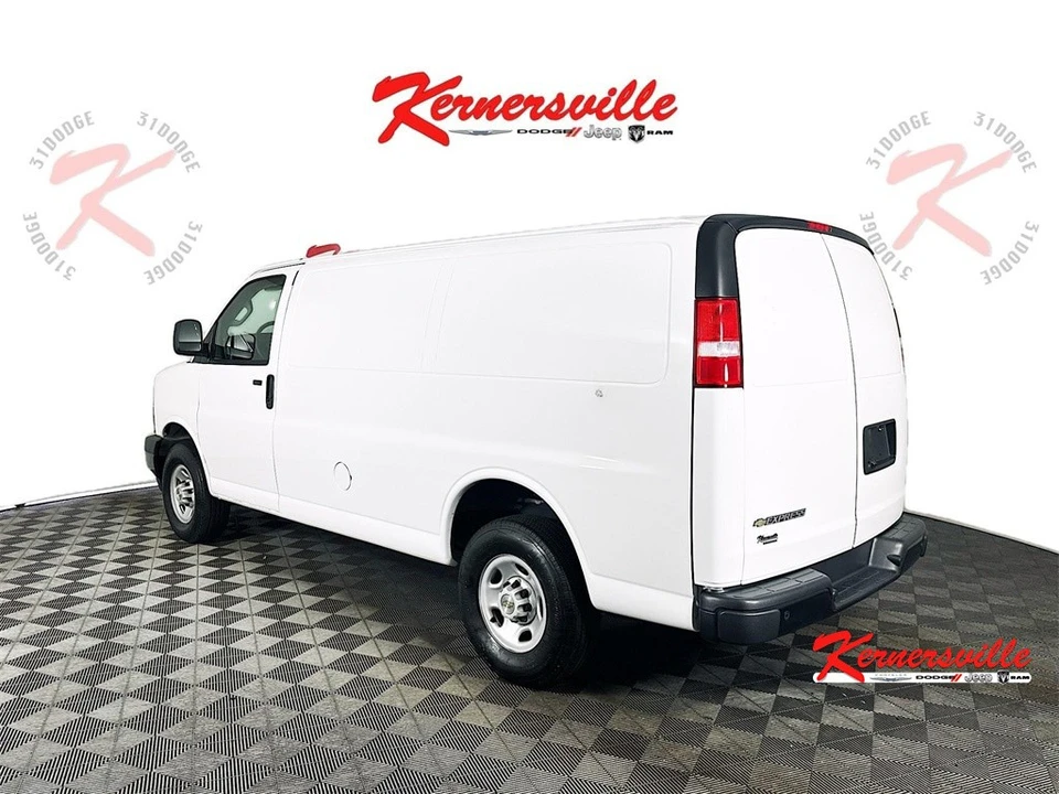 2024 Chevrolet Express - Image 5 of 21