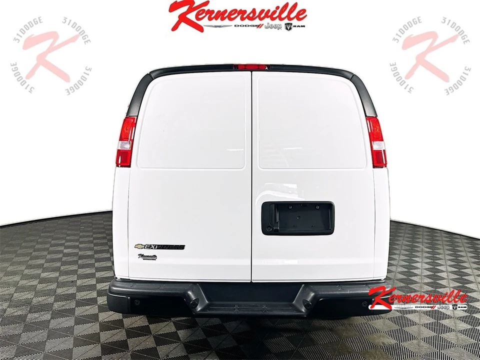 2024 Chevrolet Express - Image 6 of 21