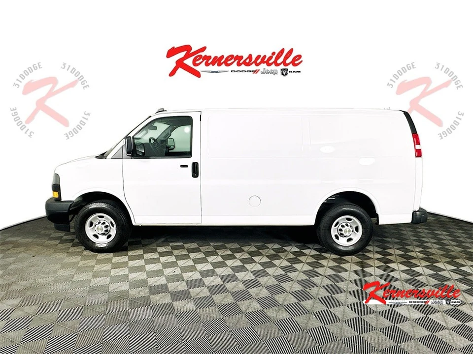 2024 Chevrolet Express - Image 4 of 21