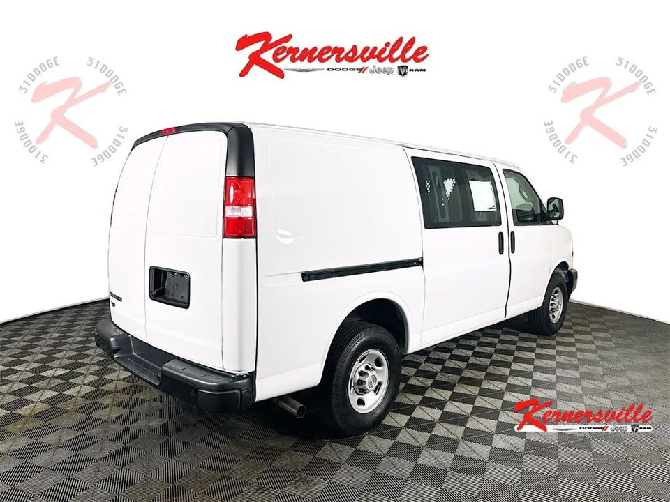 2024 Chevrolet Express - Image 7 of 21