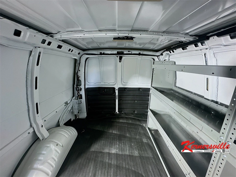 2024 Chevrolet Express - Image 13 of 21