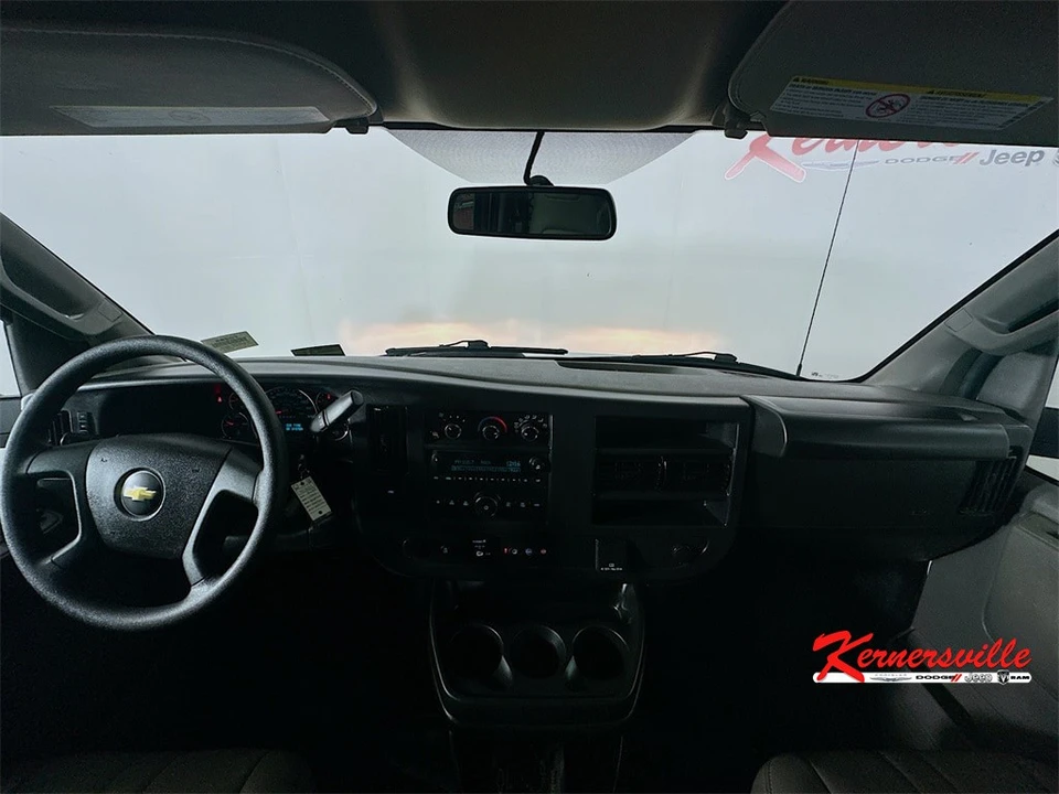 2024 Chevrolet Express - Image 10 of 21