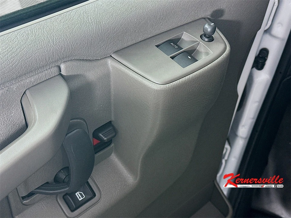 2024 Chevrolet Express - Image 20 of 21