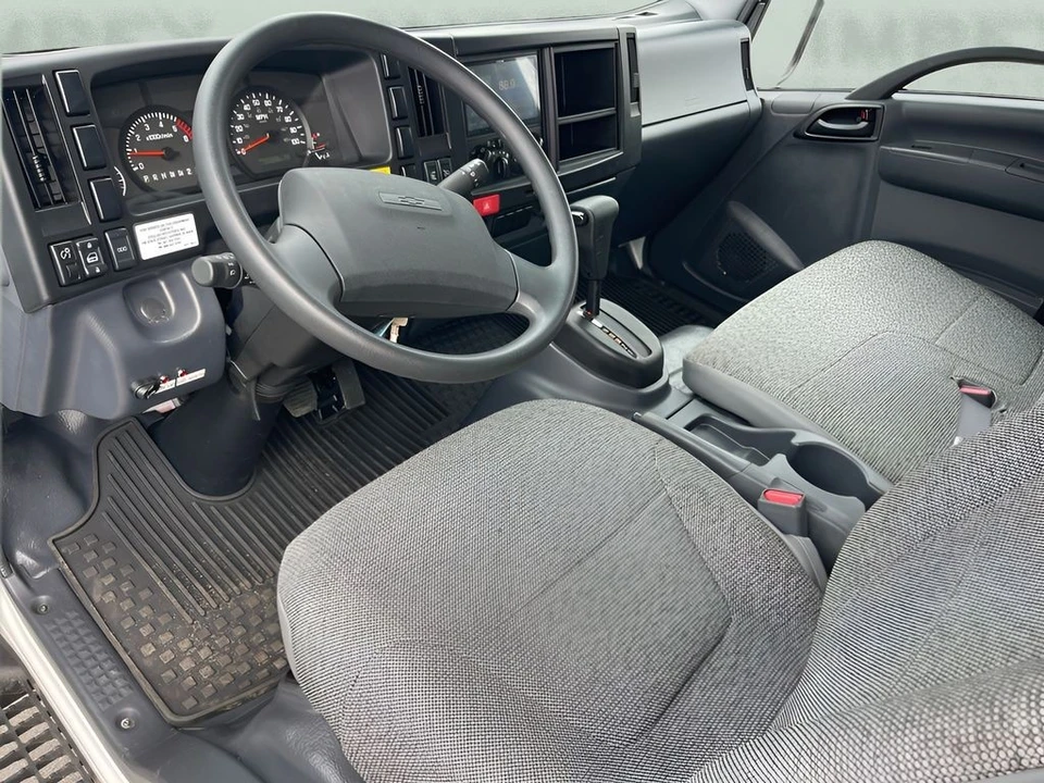 2024 Chevrolet Silverado - Image 18 of 29