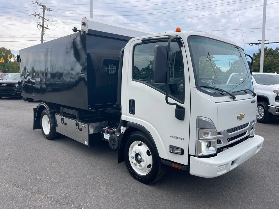 2024 Chevrolet - Image 7 of 12