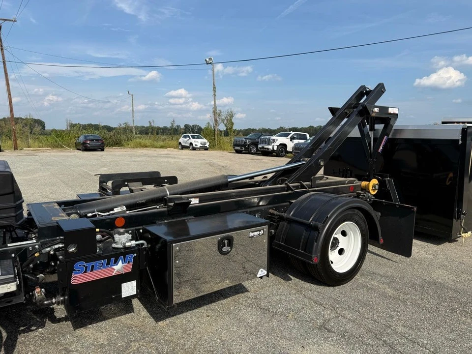 2024 Chevrolet - Image 3 of 12