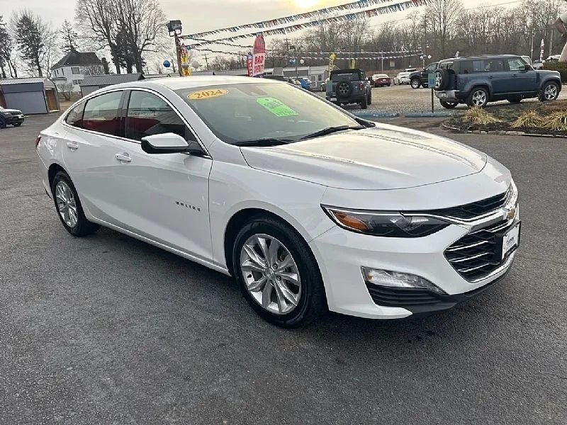 2024 Chevrolet Malibu - Image 2 of 12