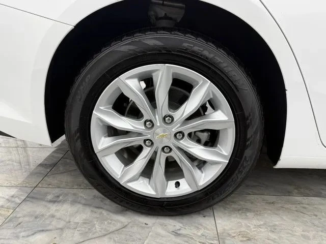 2024 Chevrolet Malibu - Image 10 of 12