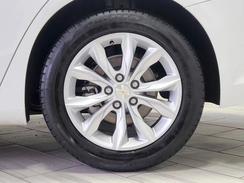 2024 Chevrolet Malibu - Image 9 of 12