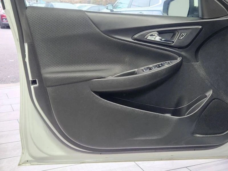 2024 Chevrolet Malibu - Image 10 of 12