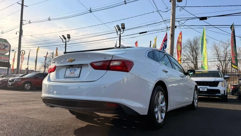 2024 Chevrolet Malibu - Image 9 of 12