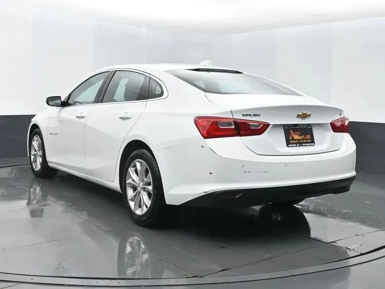 2024 Chevrolet Malibu - Image 9 of 12