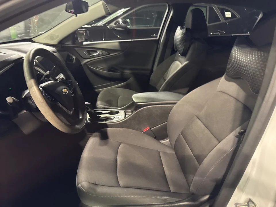 2024 Chevrolet Malibu - Image 7 of 8