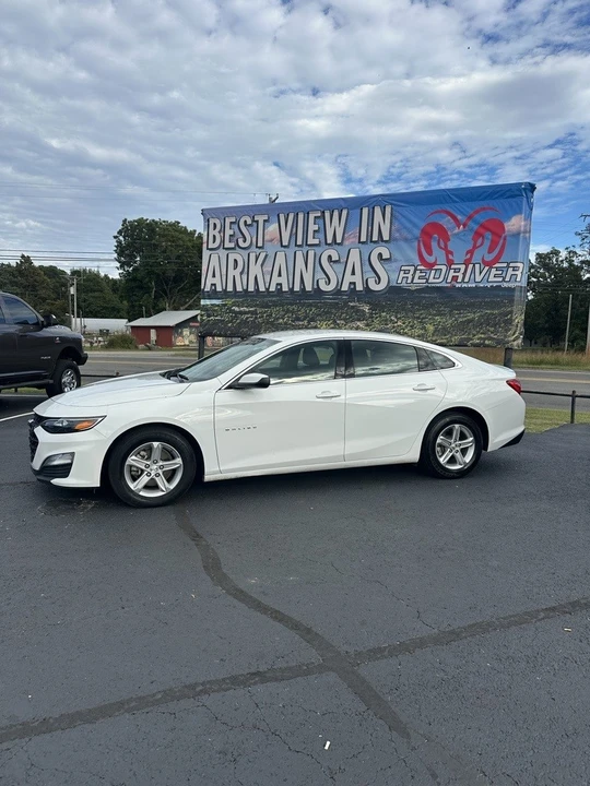 2024 Chevrolet Malibu - Image 2 of 12