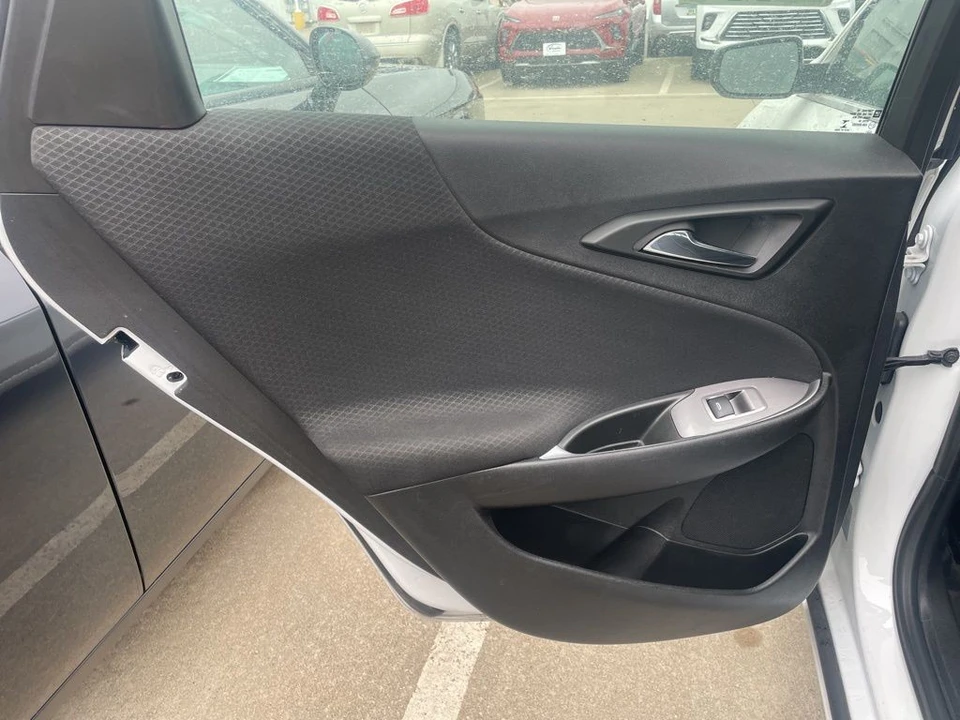 2024 Chevrolet Malibu - Image 9 of 12