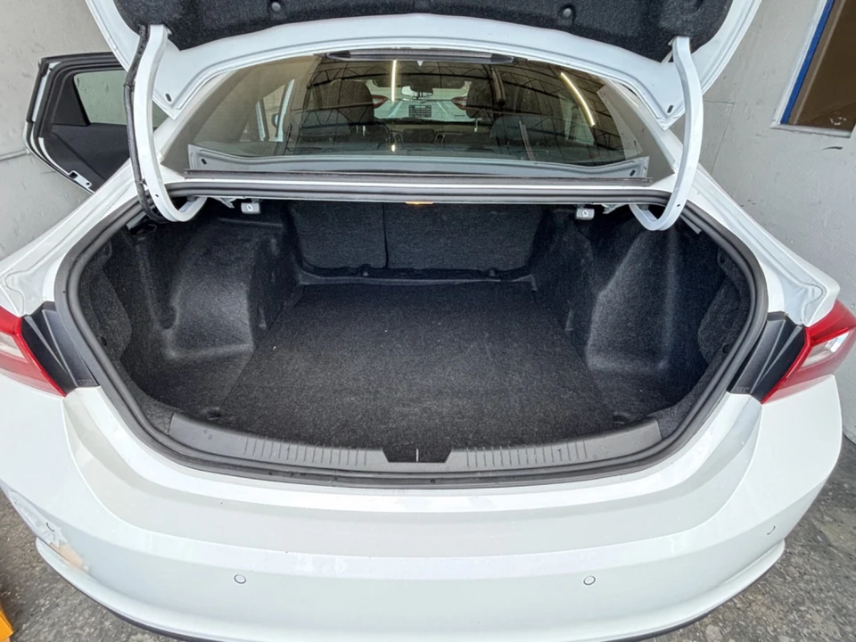 2024 Chevrolet Malibu - Image 19 of 21
