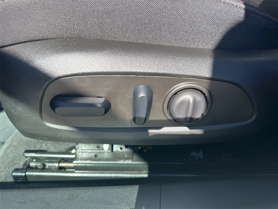 2024 Chevrolet Malibu - Image 10 of 12