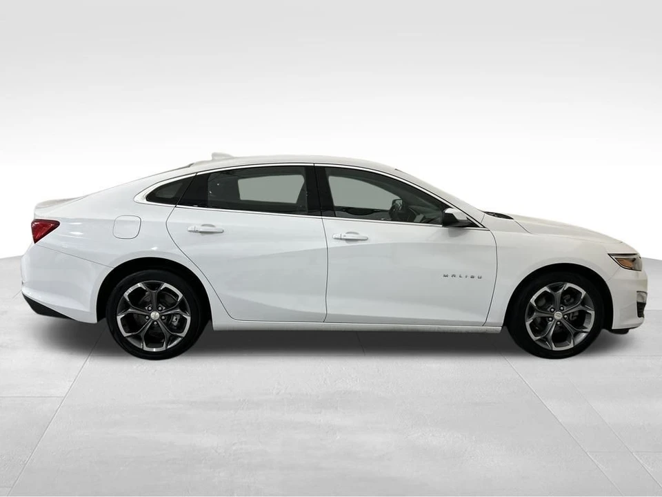2024 Chevrolet Malibu - Image 6 of 12