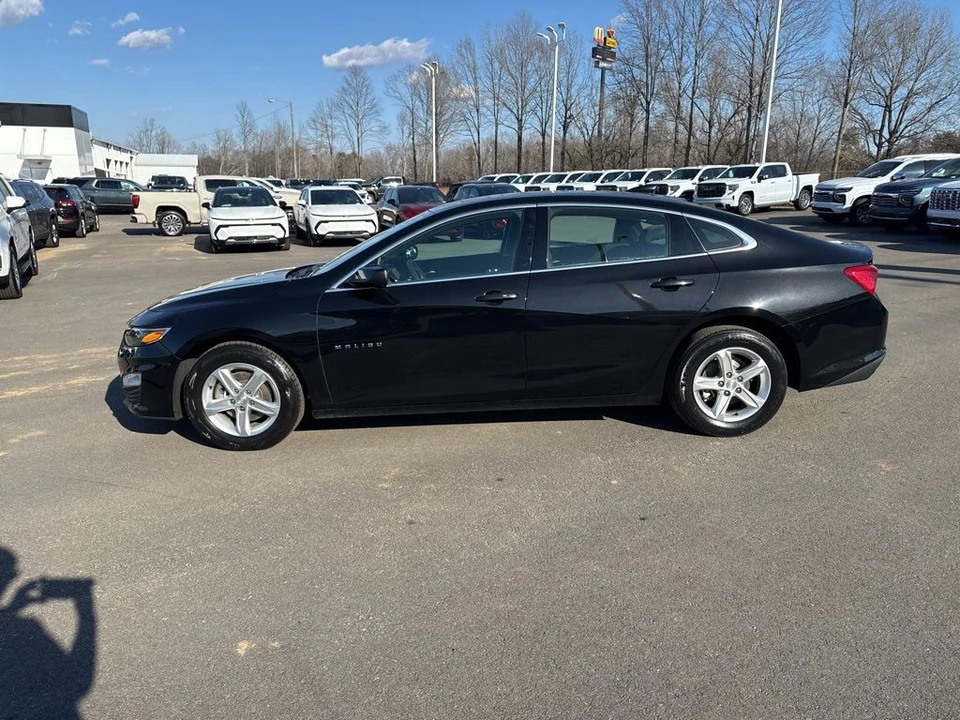 2024 Chevrolet Malibu - Image 2 of 21