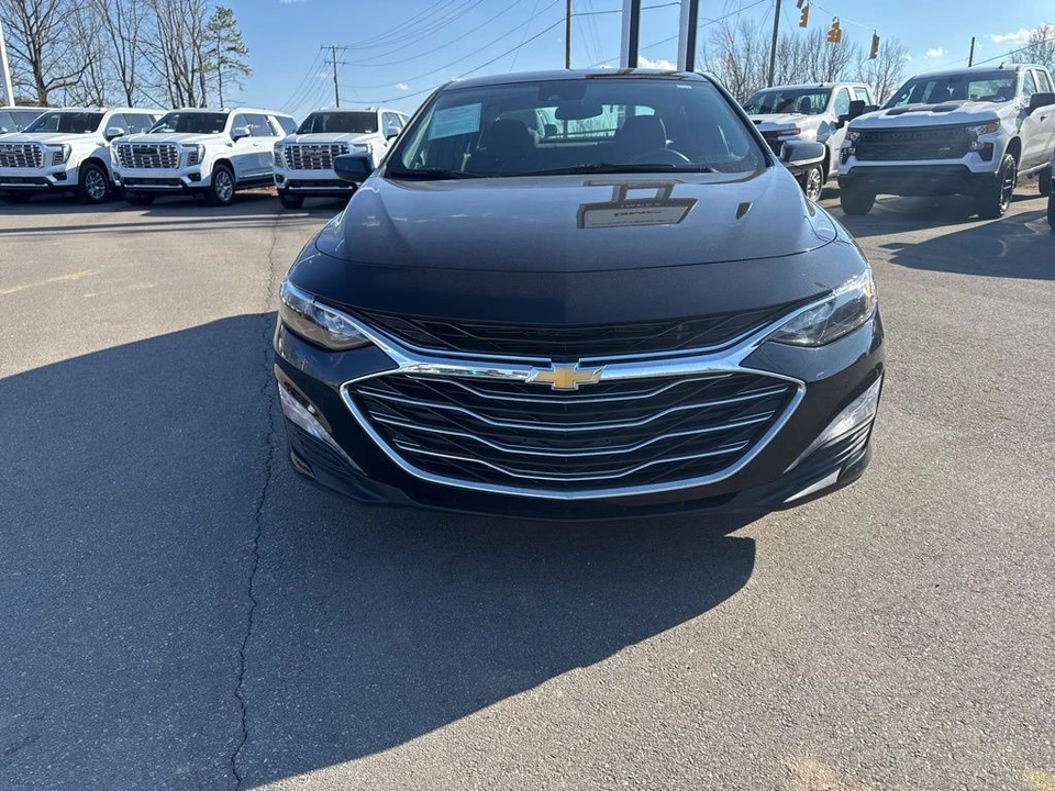 2024 Chevrolet Malibu - Image 8 of 12
