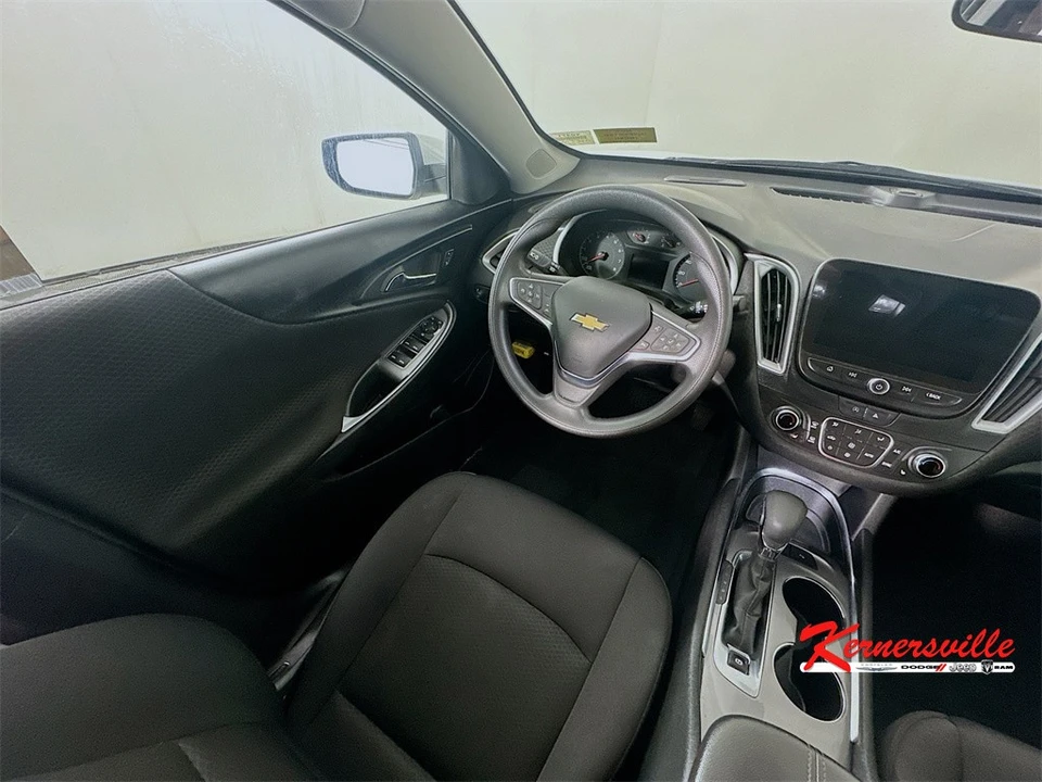 2024 Chevrolet Malibu - Image 9 of 21