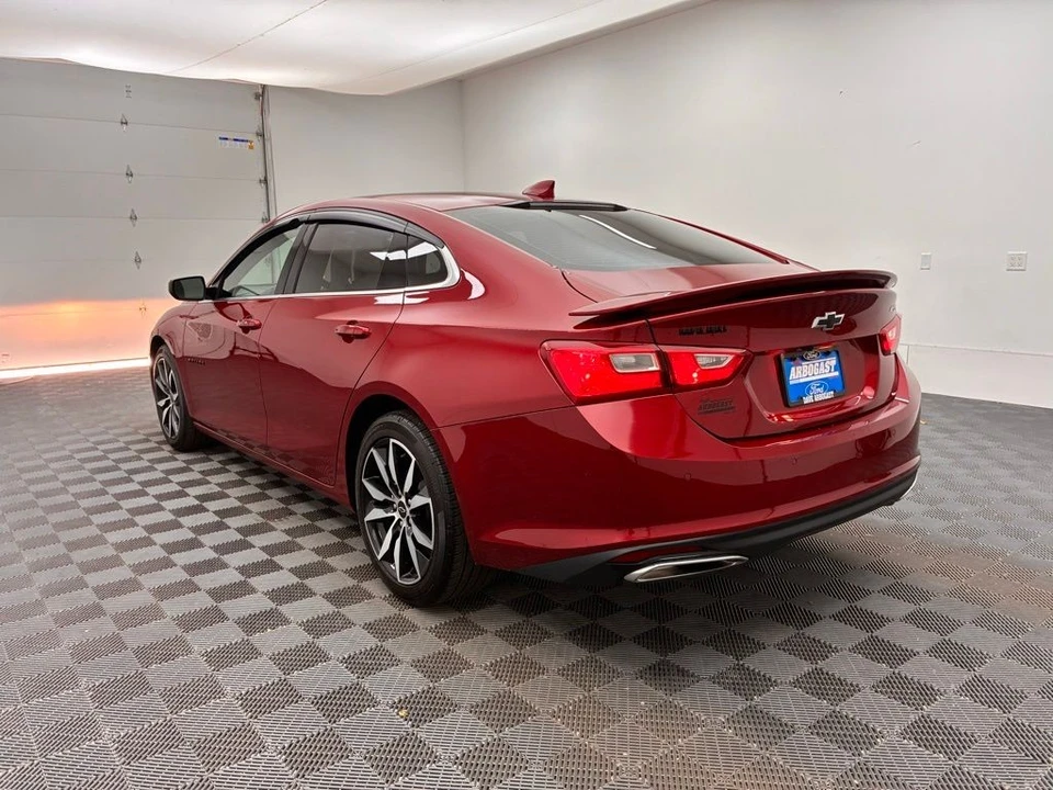 2024 Chevrolet Malibu - Image 10 of 12