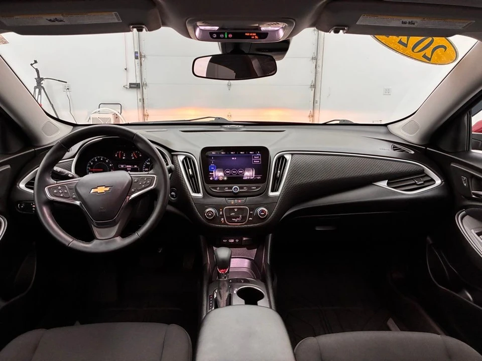 2024 Chevrolet Malibu - Image 2 of 12