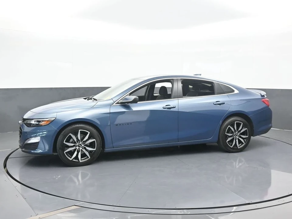2024 Chevrolet Malibu - Image 2 of 12