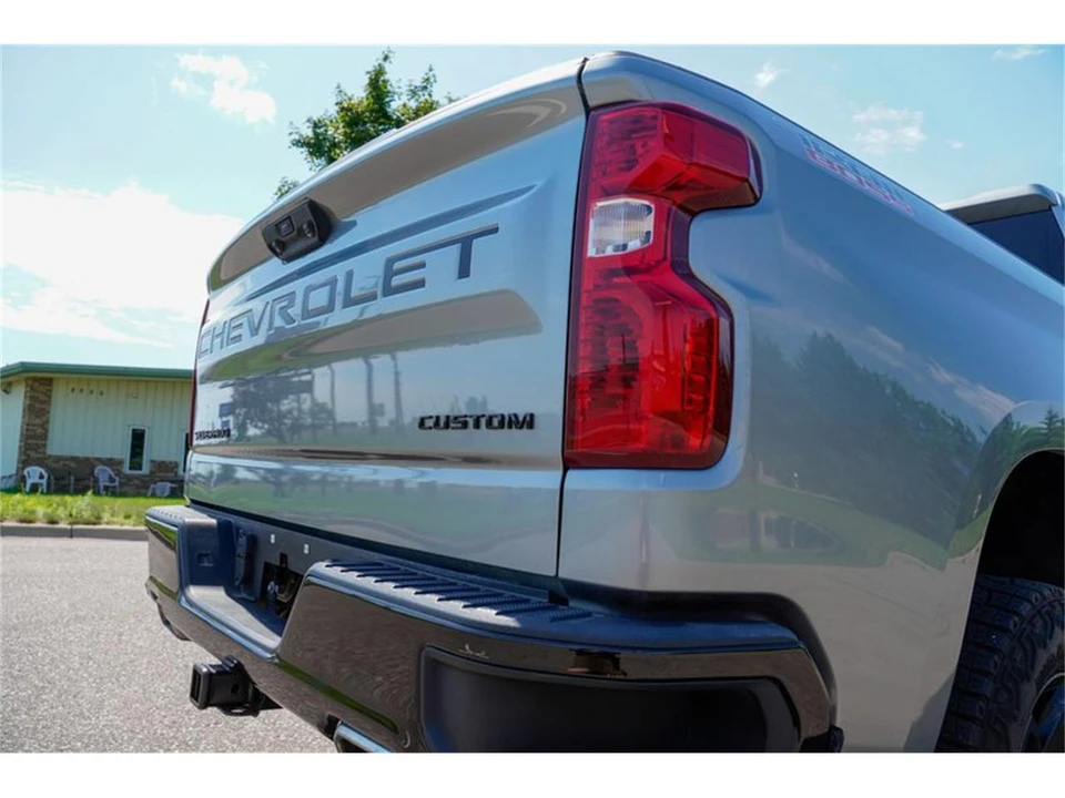 2024 Chevrolet Silverado 4th Gen - Image 25 of 31