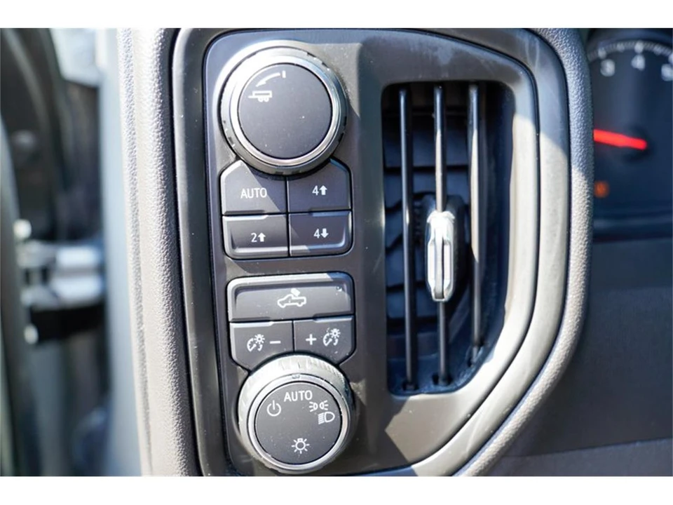 2024 Chevrolet Silverado 4th Gen - Image 10 of 31