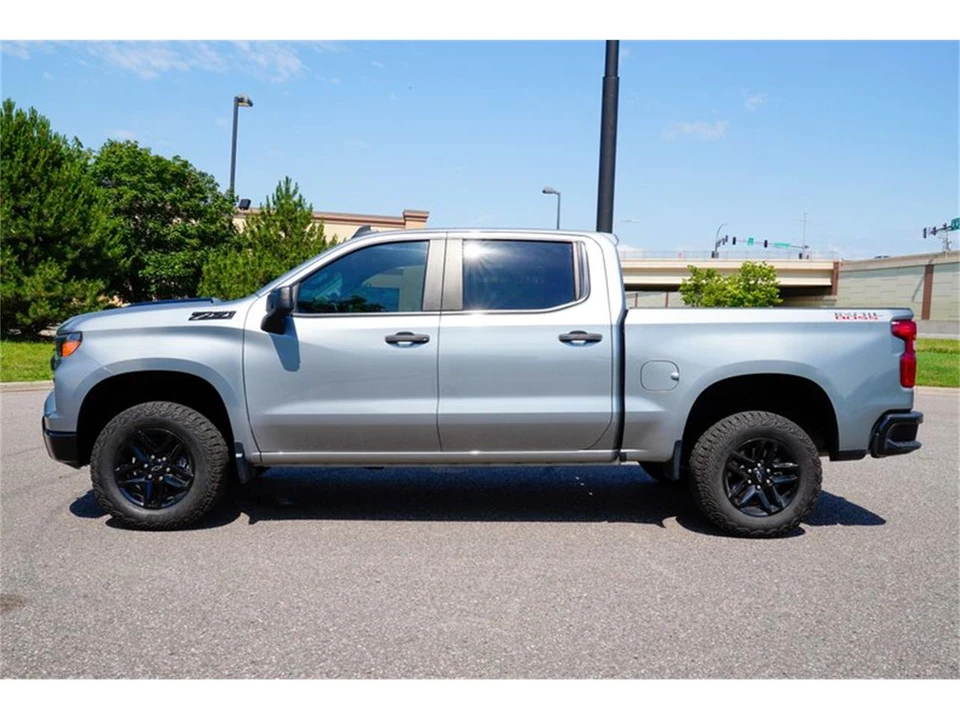 2024 Chevrolet Silverado 4th Gen - Image 6 of 31