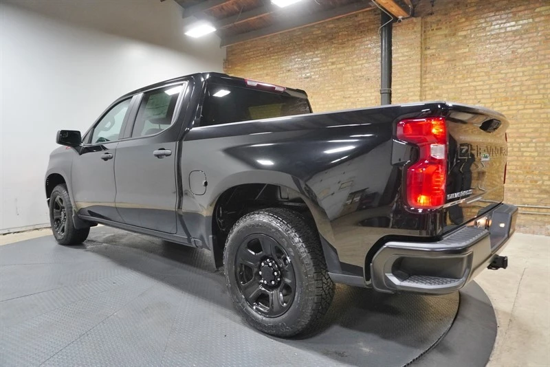 2024 Chevrolet Silverado 4th Gen - Image 16 of 21