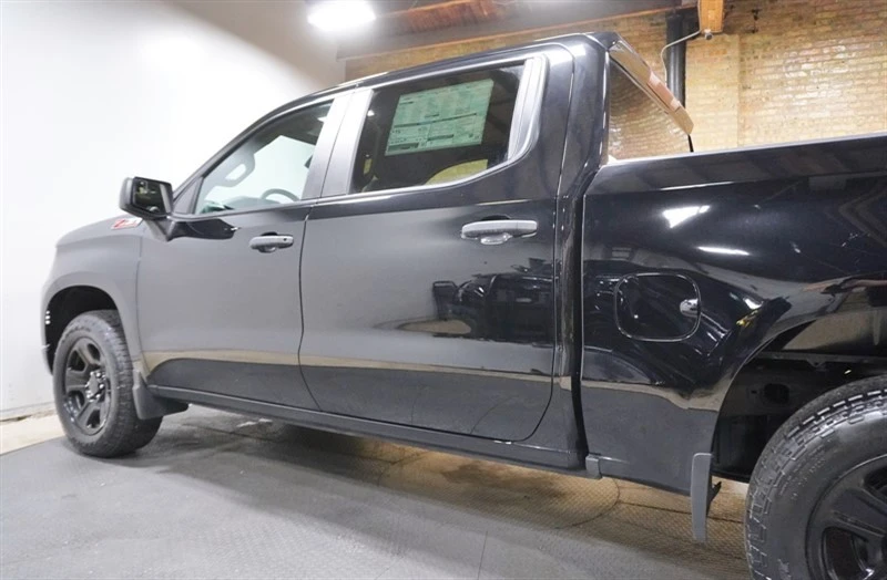 2024 Chevrolet Silverado 4th Gen - Image 19 of 21