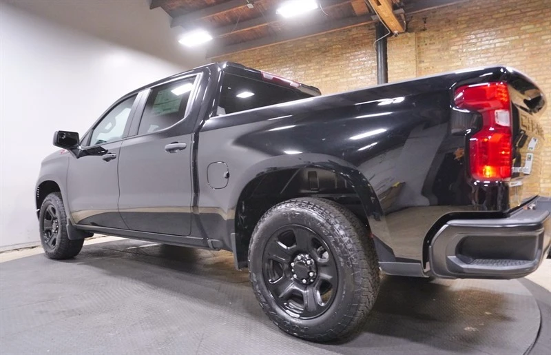 2024 Chevrolet Silverado 4th Gen - Image 18 of 21
