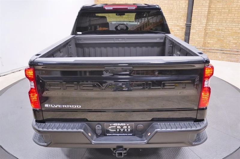 2024 Chevrolet Silverado 4th Gen - Image 15 of 21