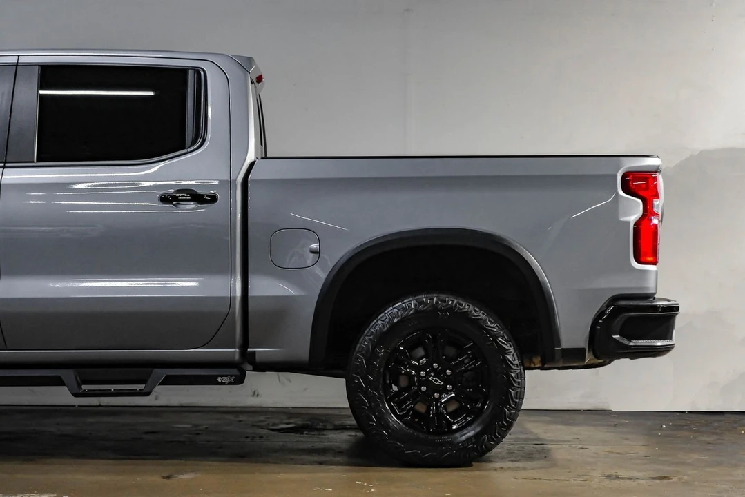 2024 Chevrolet Silverado 4th Gen - Image 19 of 21