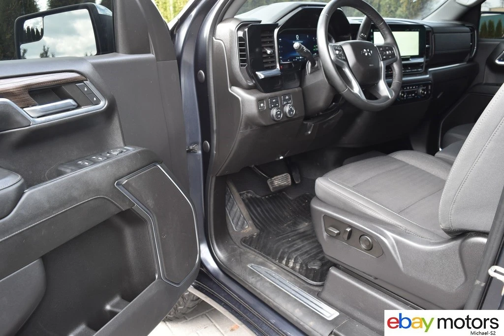 2024 Chevrolet Silverado 4th Gen - Image 13 of 21